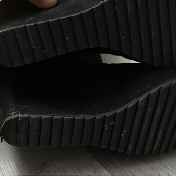 Juicy couture wedge fleece lined boot - Picture 3 of 4